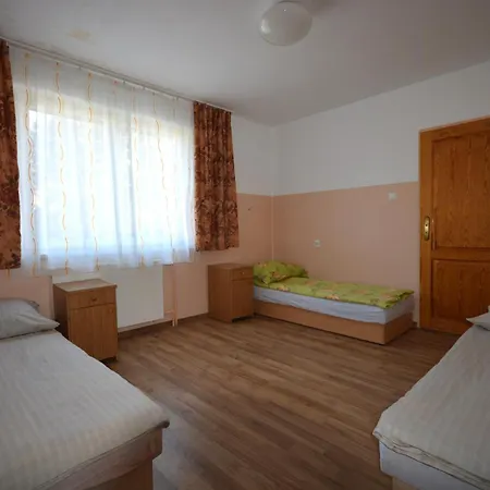 Jasmin Baza Noclegowa - Pracownicze Konukevi Ustka