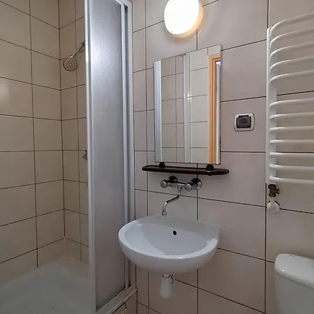 招待所 Jasmin Baza Noclegowa - Pracownicze 乌斯特卡