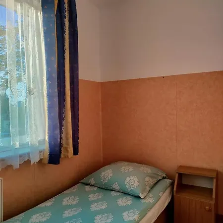 招待所 Jasmin Baza Noclegowa - Pracownicze