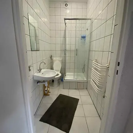 Jasmin Baza Noclegowa - Pracownicze * 乌斯特卡